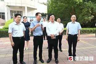 共度圣诞，内马尔ins晒与母亲、前女友合影